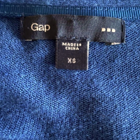 𝅺gap Cobalt Blue Cardigan Sweater - Picture 3 of 4